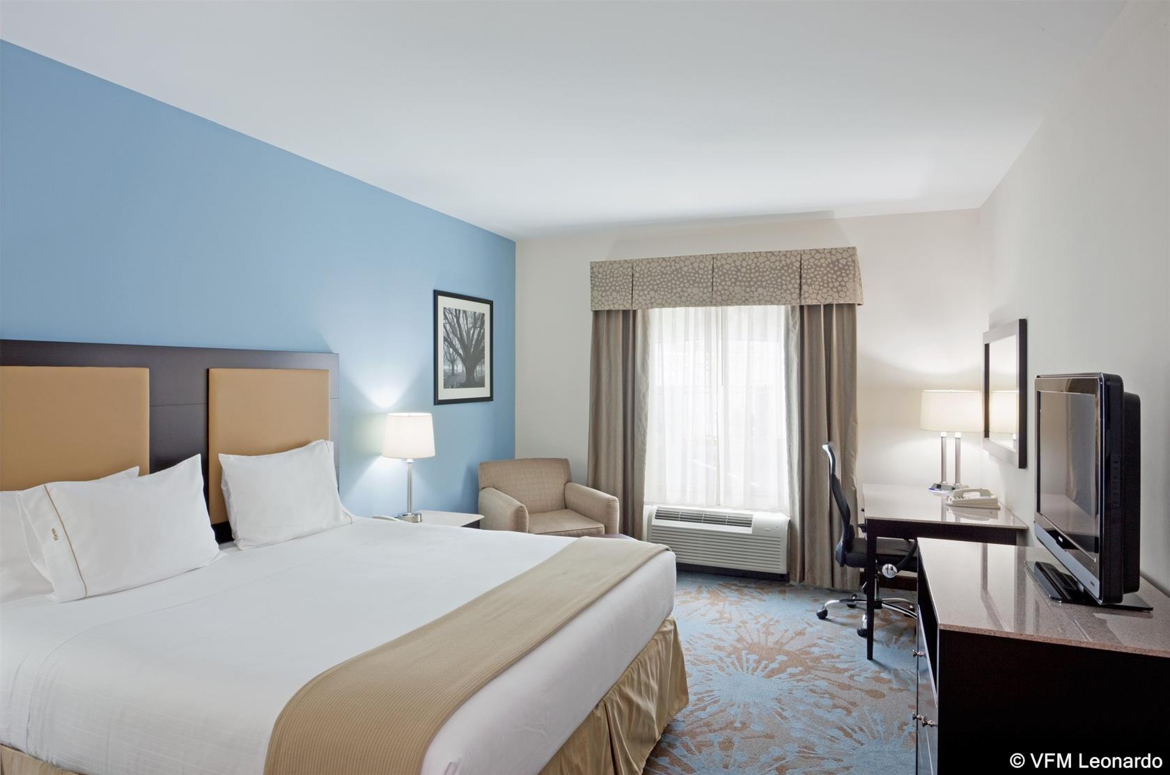 Comfort Inn & Suites Plainville-Foxboro Exterior photo
